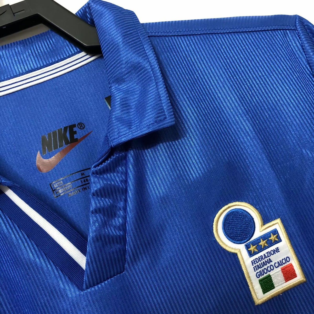 Italy 1998 Home Retro Jersey - detail view