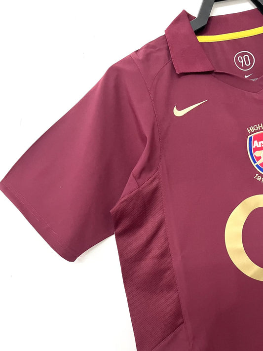 Arsenal 2005/06 Home Retro Jersey - front view