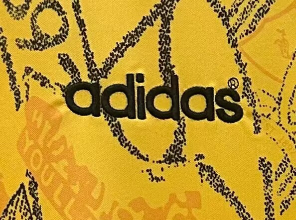 Liverpool 1994/96 Third Retro Jersey - detail view