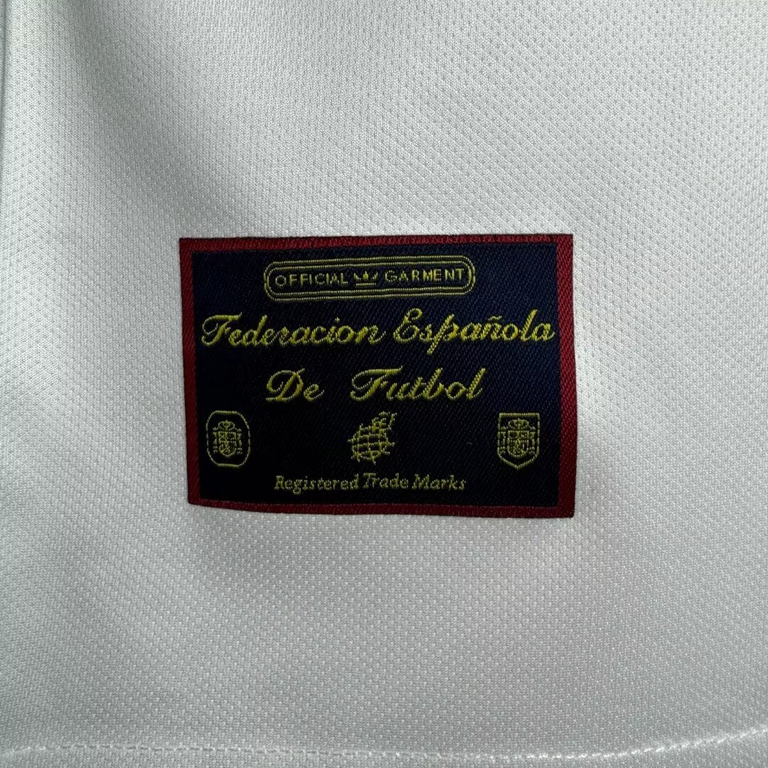 Spain 1996 Third Retro Jersey - detail view
