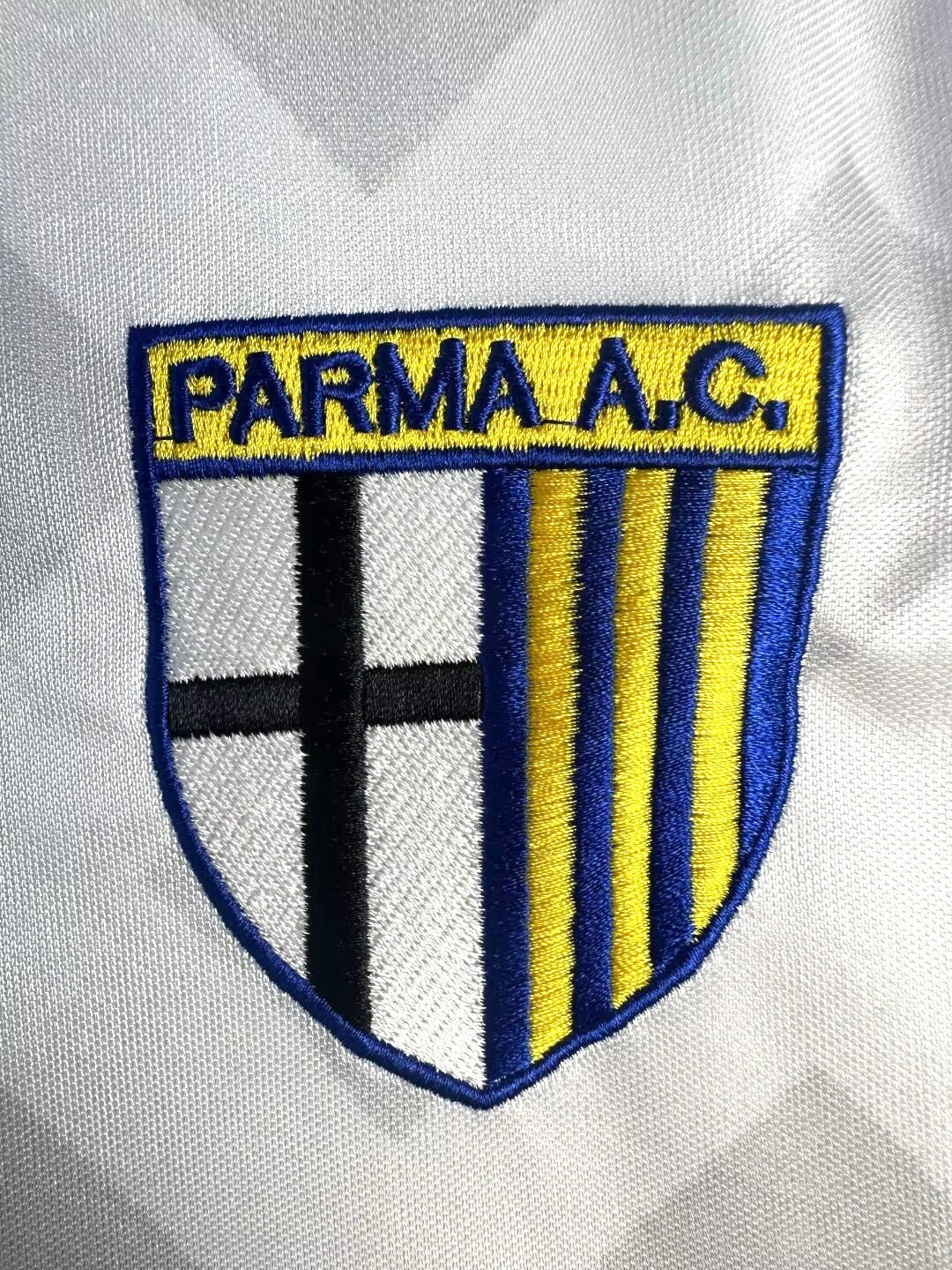 Parma 1995/97 White Retro Jersey - detail view