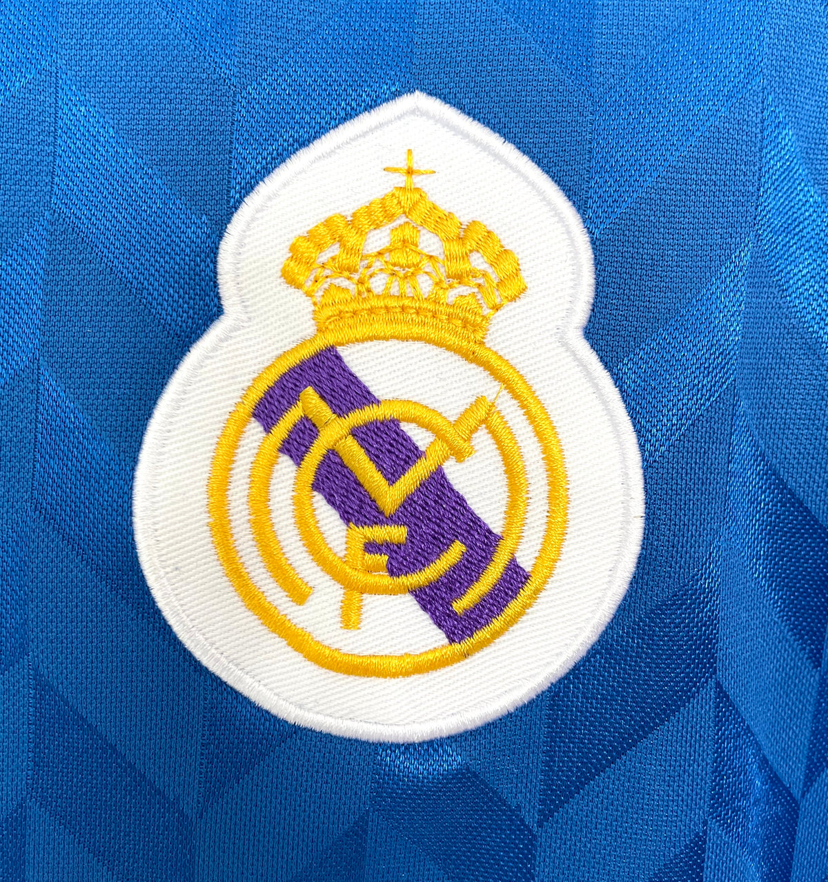 Real Madrid 1986/87 Away Retro Jersey - detail view