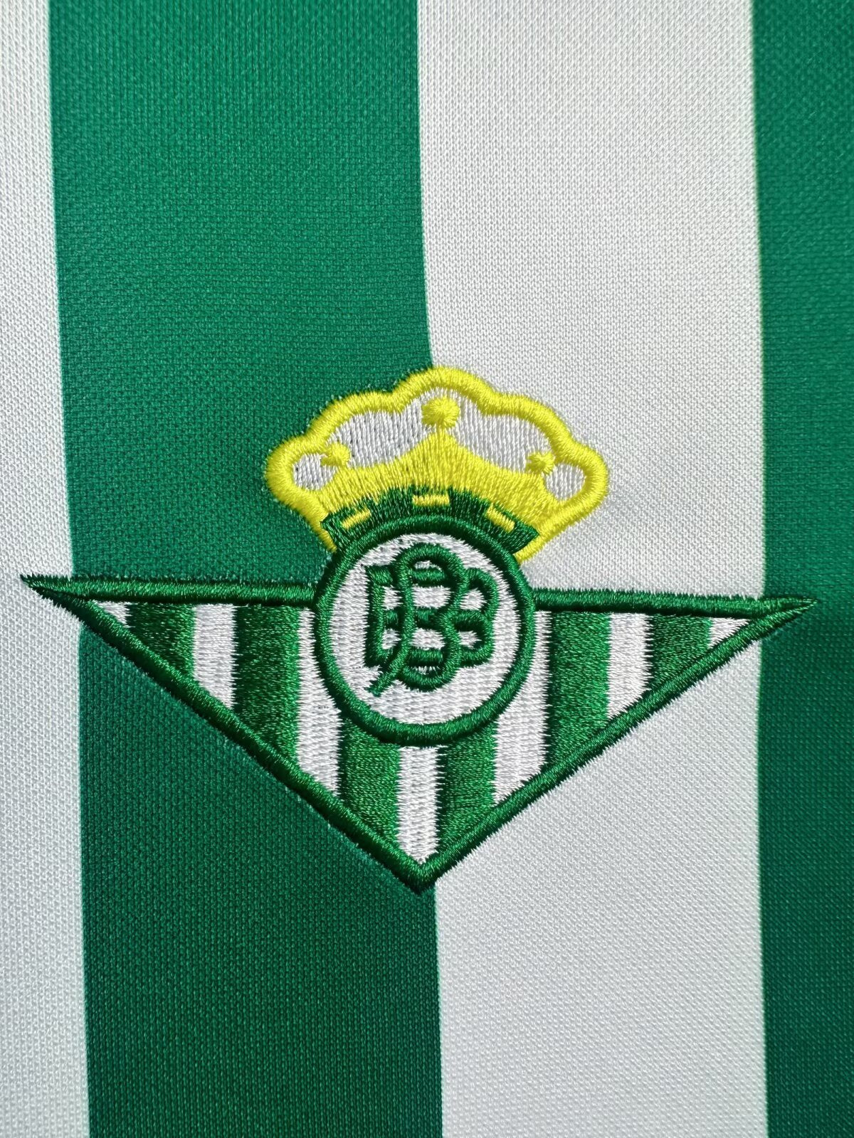 Real Betis 1982/85 Home Retro Jersey - detail view