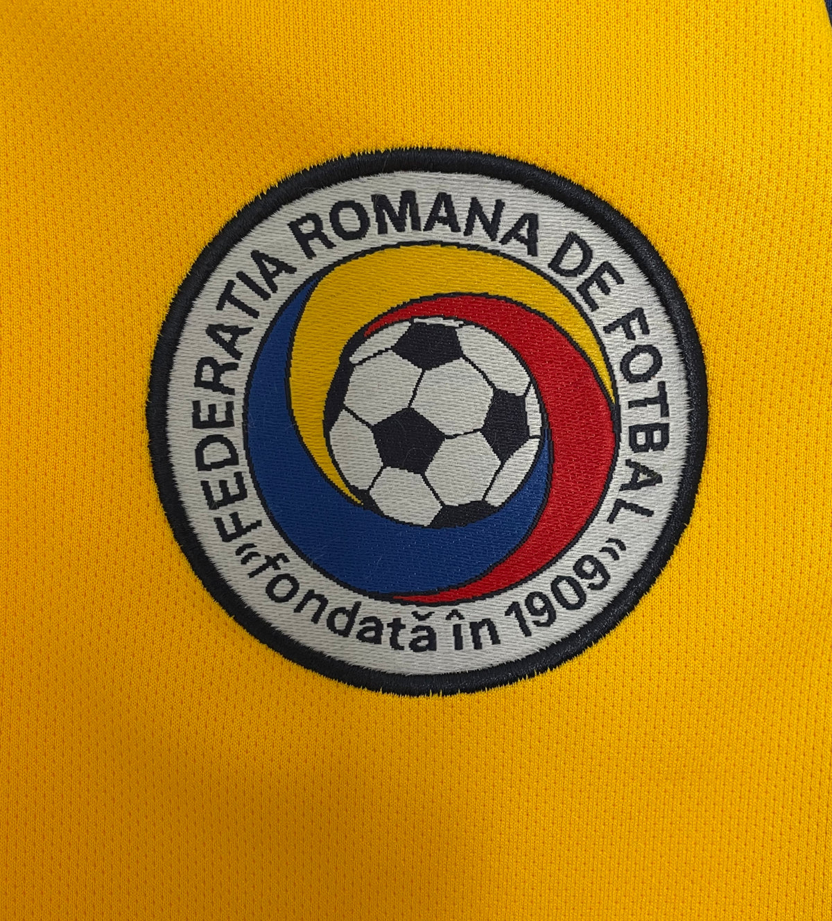 Romania 2000 Home Retro Jersey - detail view