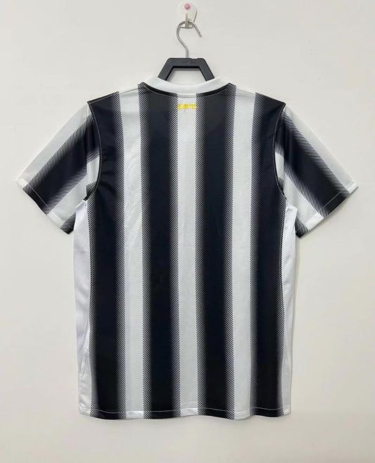 Juventus 2011/12 Home Retro Jersey - back view