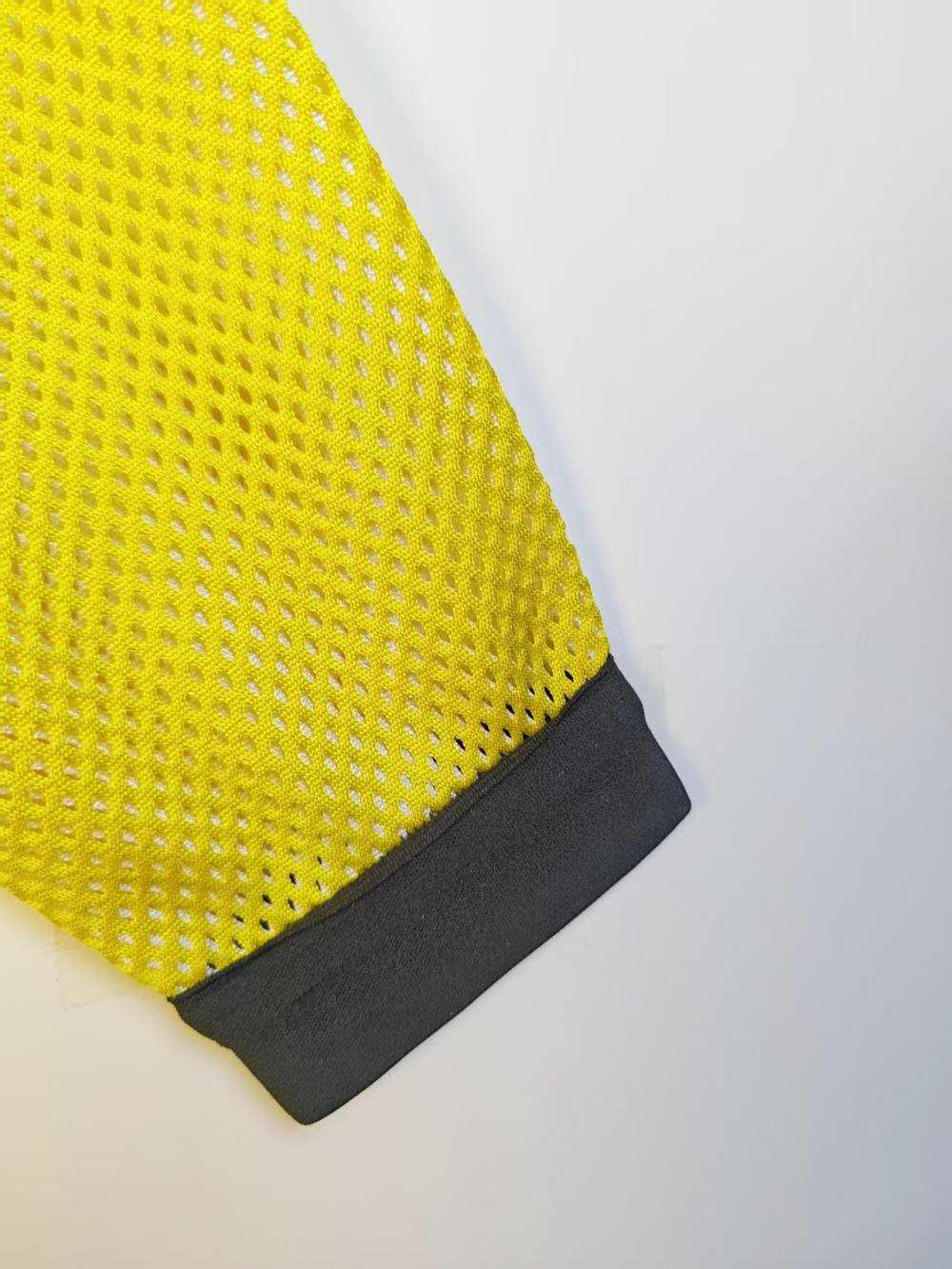 Generic 2026 Walkout Top - Yellow - detail view