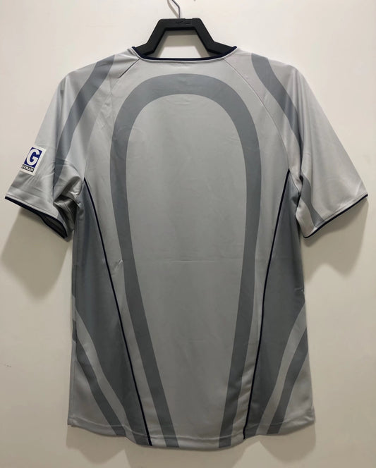 Paris Saint-Germain 2001/02 Away Retro Jersey - back view