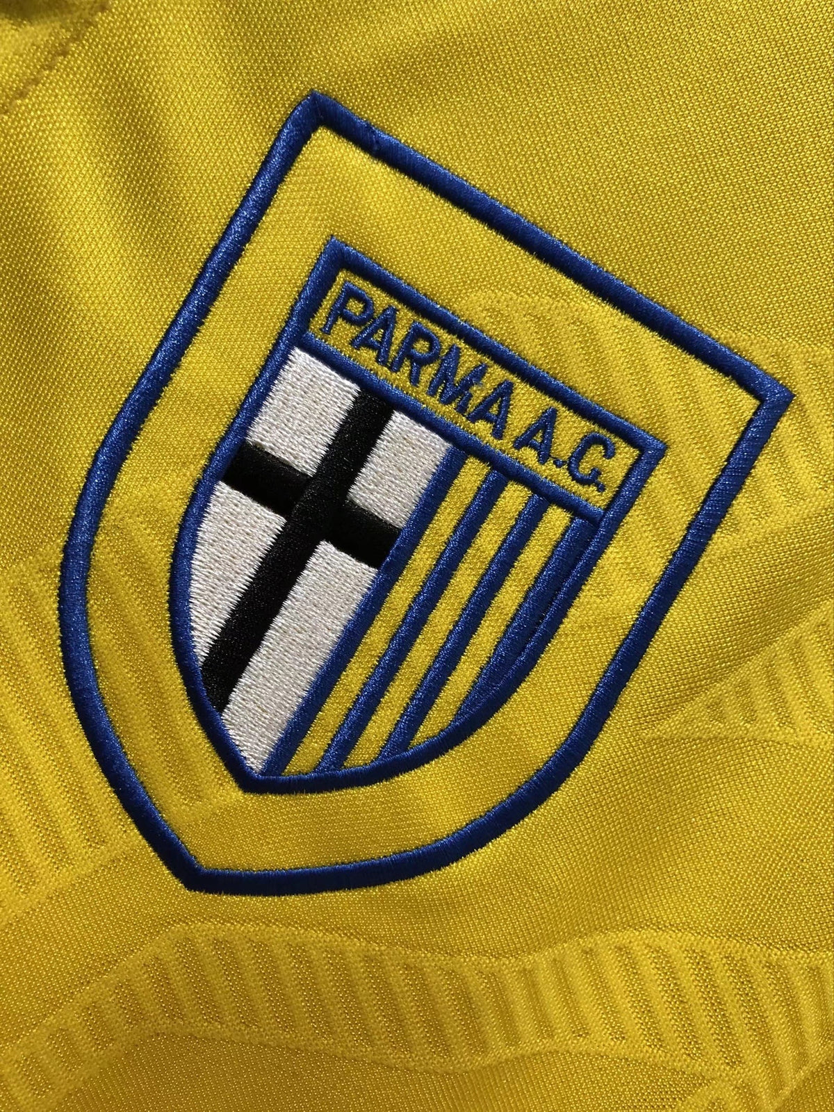 Parma 1993/95 Retro Jersey - detail view