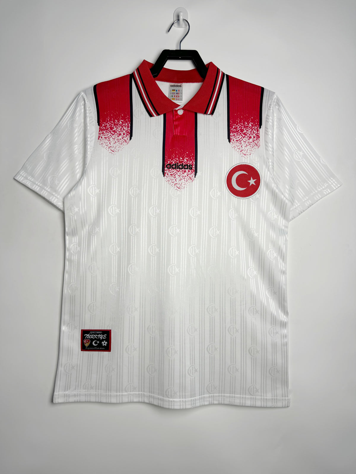 Turkey 1996 Away Retro Jersey - front view