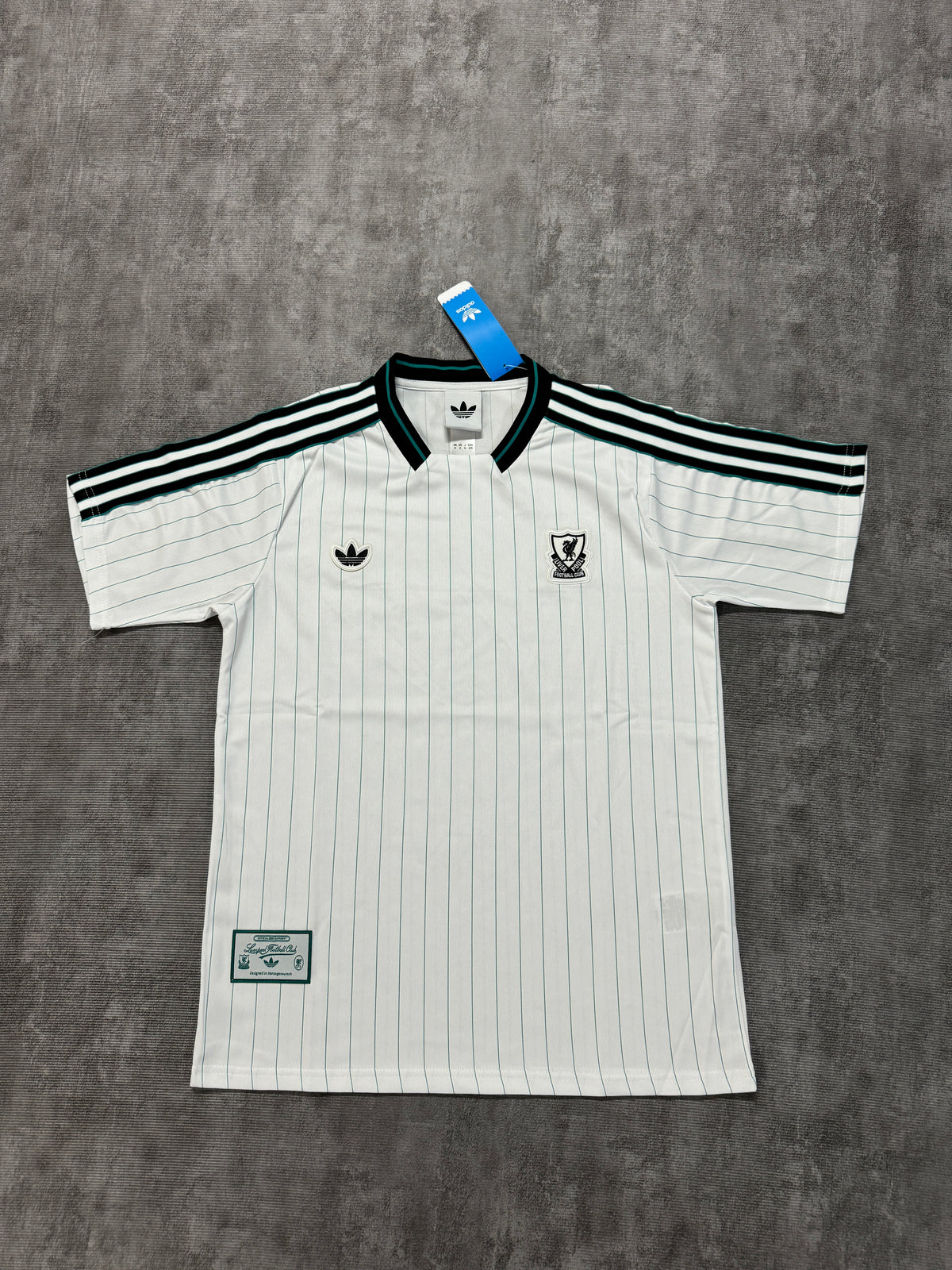 Liverpool 2025/26 White and Green Fan Jersey - Casual Top [KF-001]
