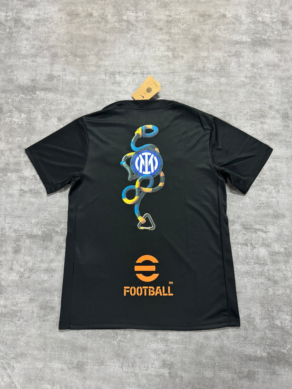 Inter Milan 2026/27 Black Fan Training [KF-002]