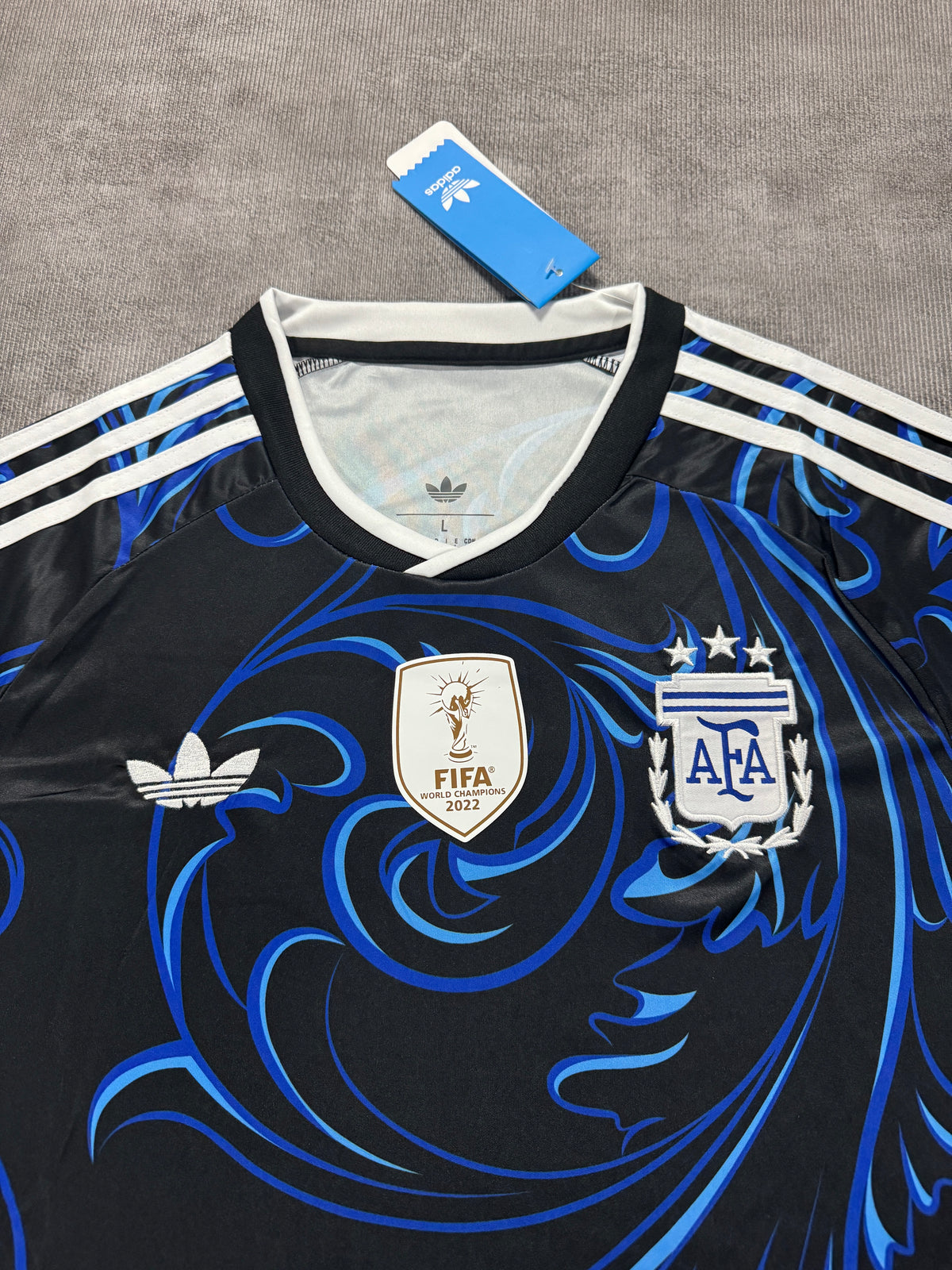 Argentina 2026 Away With Shield Fan Jersey [KF-003]