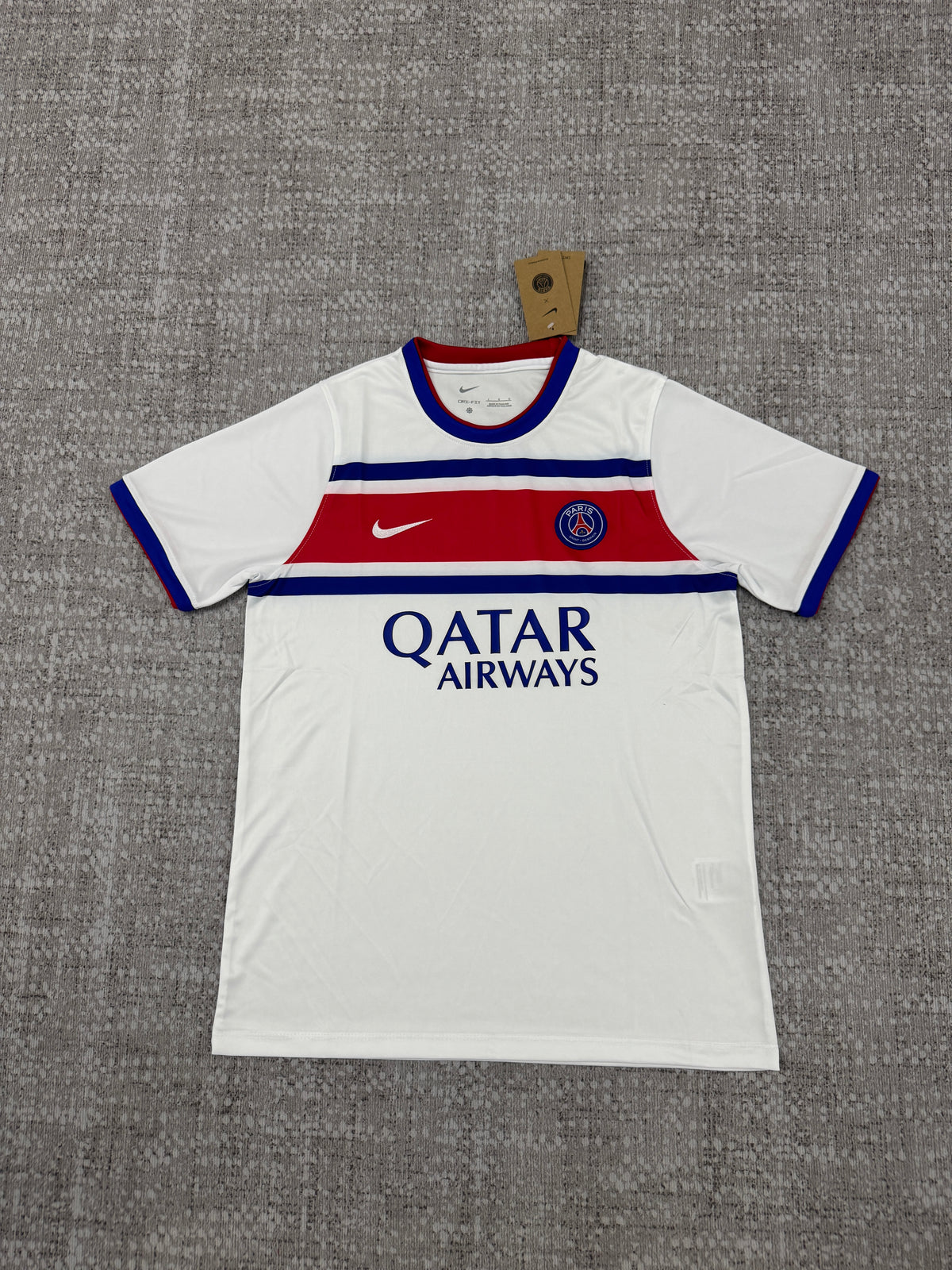 Paris Saint-Germain 2026/27 White Fan Training [KF-001]