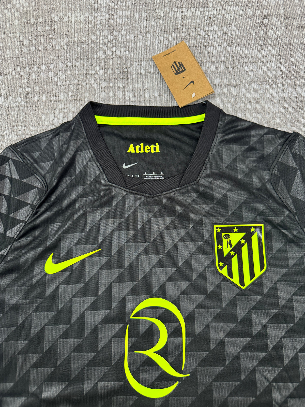 Atletico Madrid 2026/27 Away Fan Jersey [KF-003]