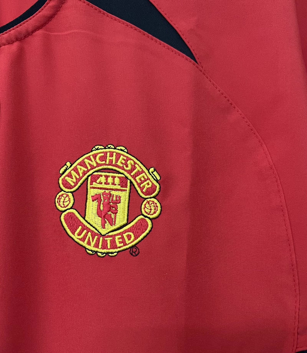 Manchester United 2002/04 Home Retro Jersey - detail view