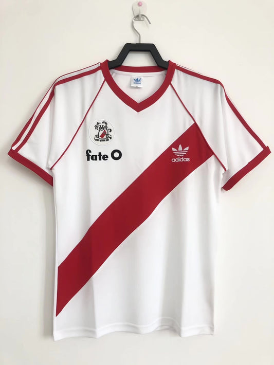 River Plate 1986 Retro Jersey - front view