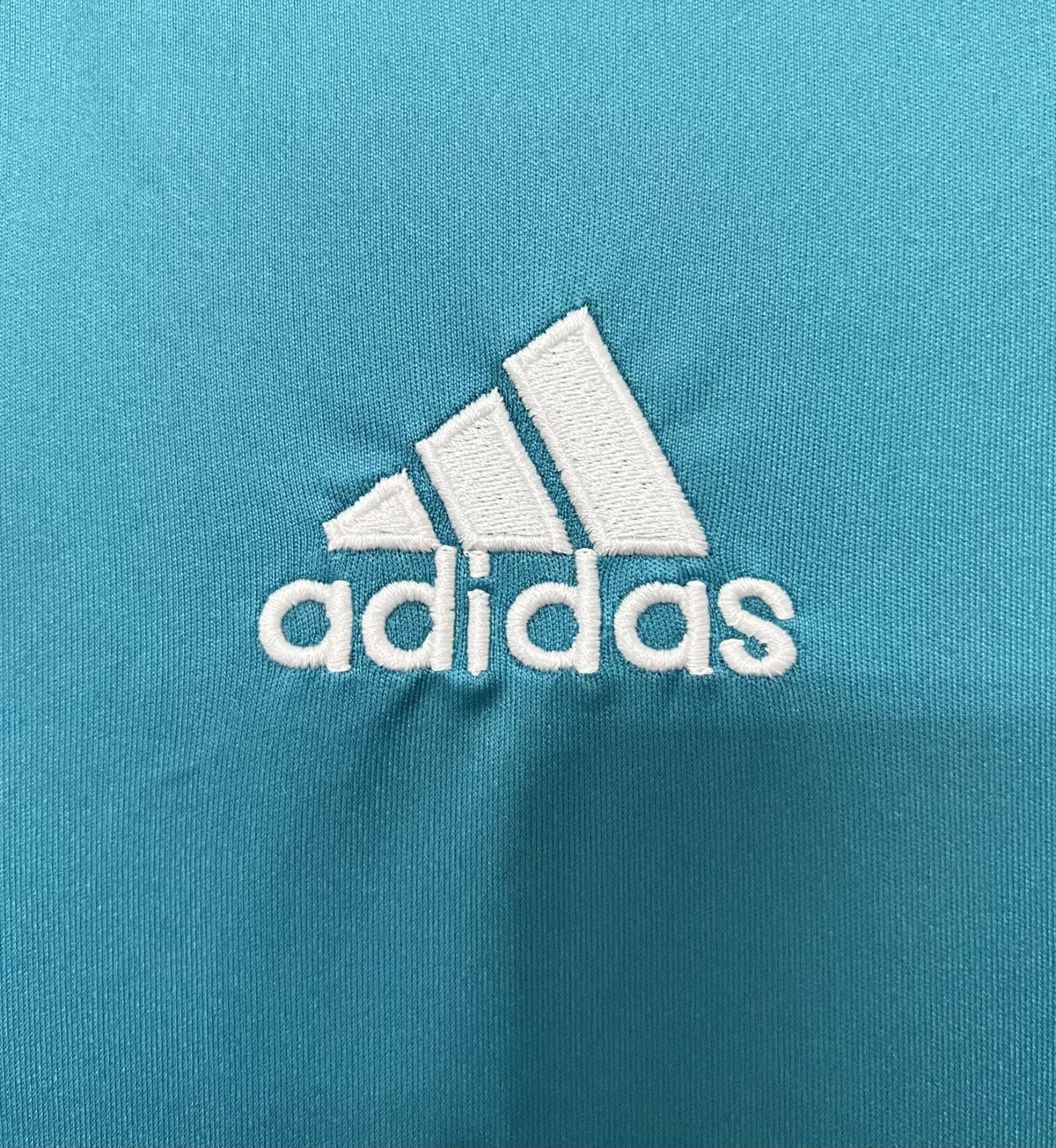 Real Madrid 2017/18 Third Retro Jersey (113192022) - detail view