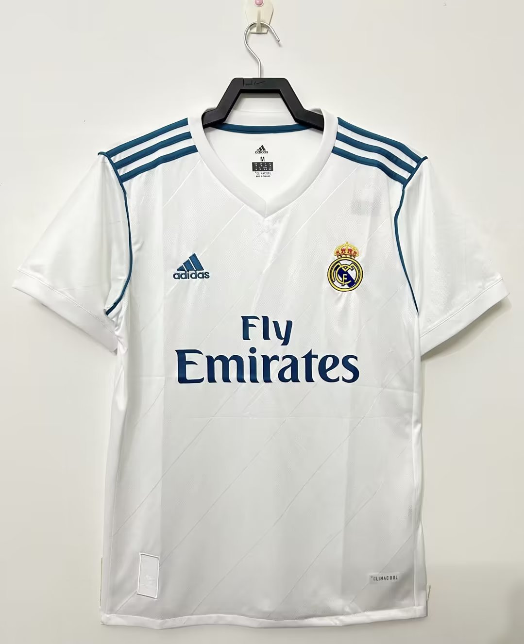 Real Madrid 2017/18 Home Retro Jersey - front view