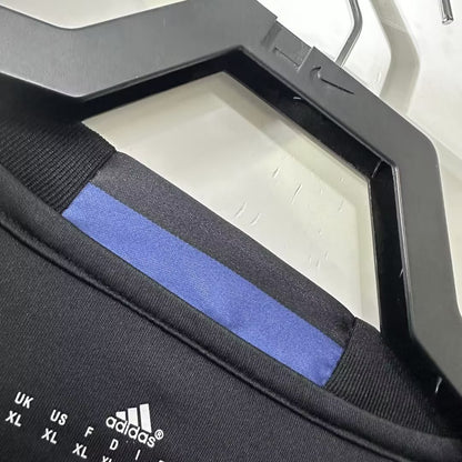 Real Madrid 2016/17 Third Long Sleeve Retro Jersey - detail view