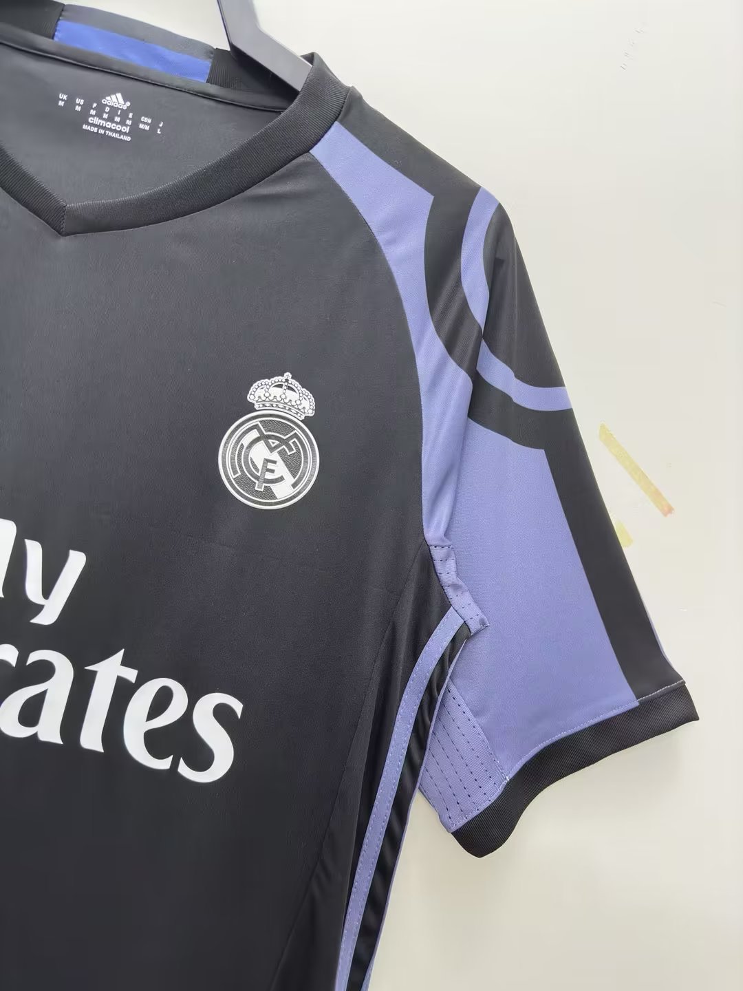 Real Madrid 2016/17 Third Retro Jersey - front view