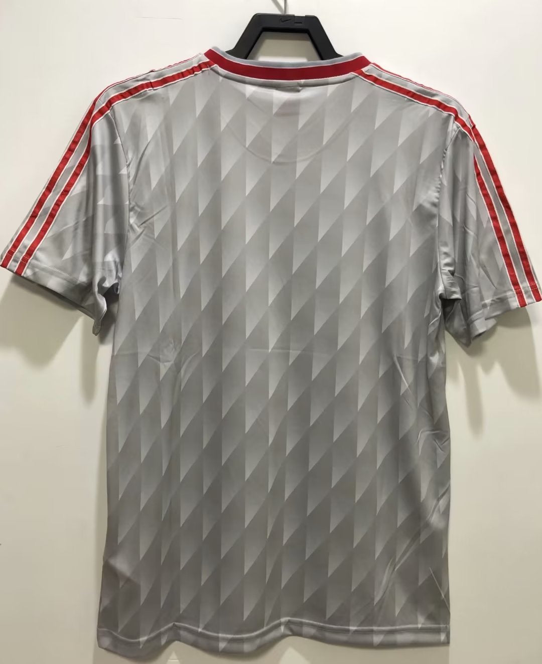 Liverpool 1989/91 Away Retro Jersey - back view