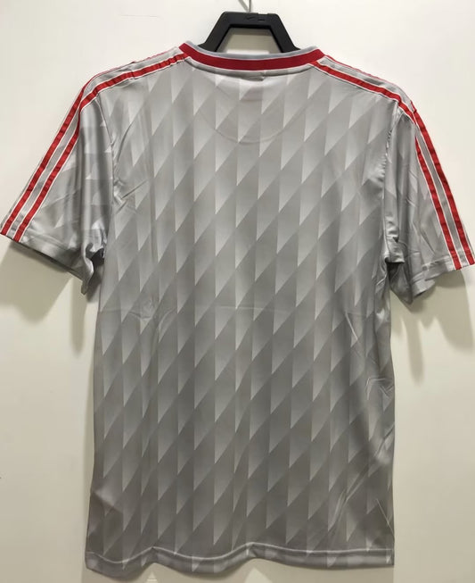 Liverpool 1989/91 Away Retro Jersey - back view