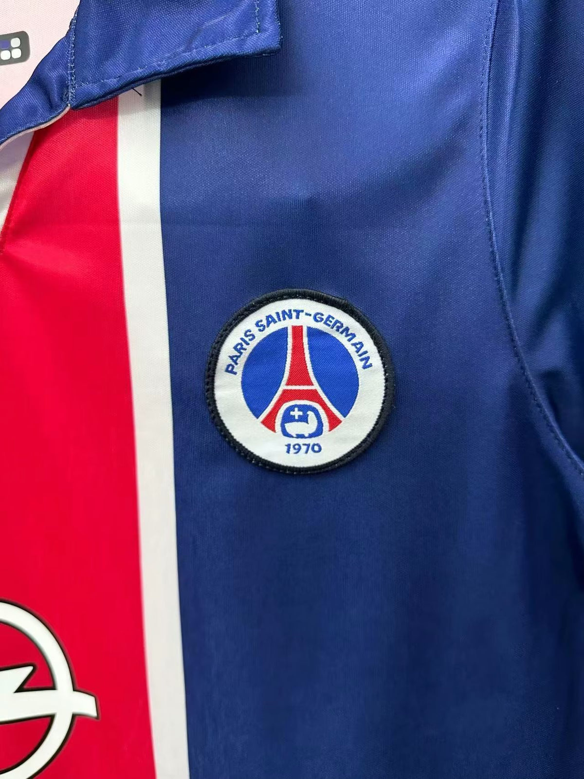 Paris Saint-Germain 1998/99 Home Retro Jersey - detail view
