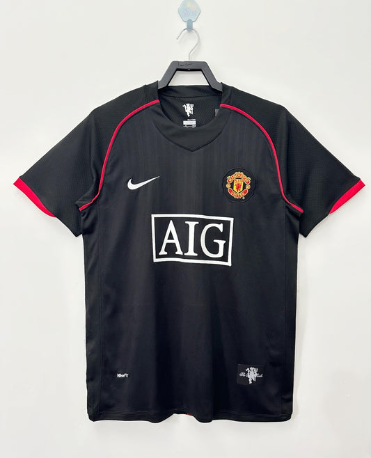Manchester United 2007/08 Away Black Retro Jersey - front view