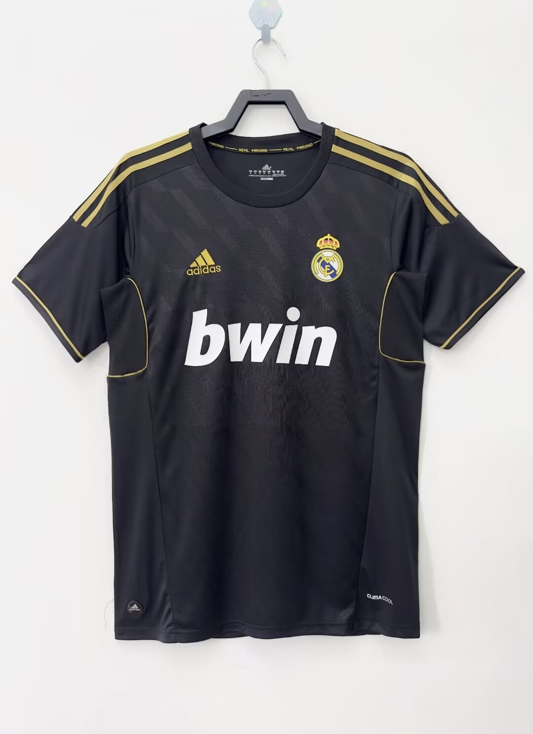 Real Madrid 2011/12 Away Retro Jersey - front view