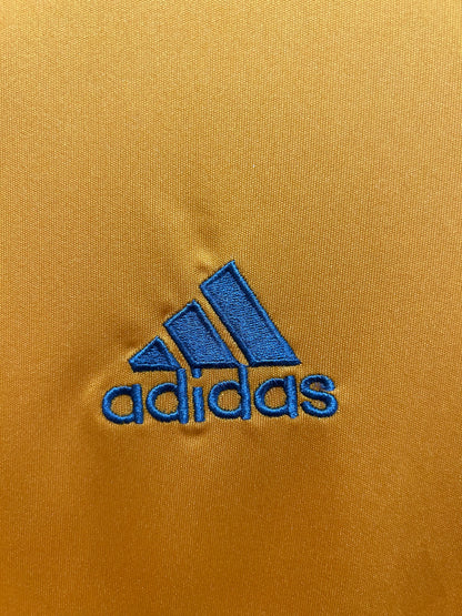 Real Madrid 2013/14 Third Retro Jersey - detail view