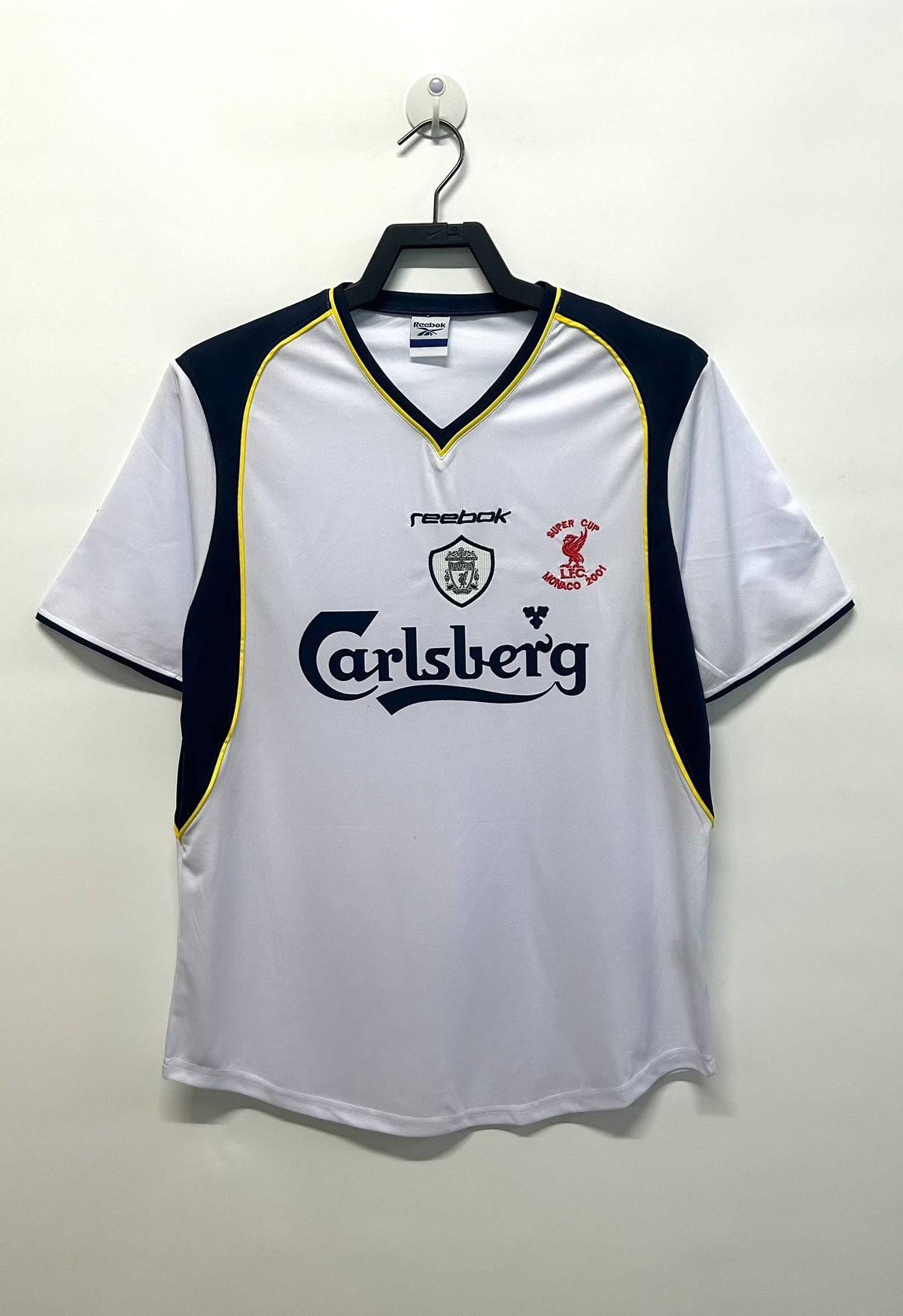 Liverpool 2001/02 Away Retro Jersey - front view