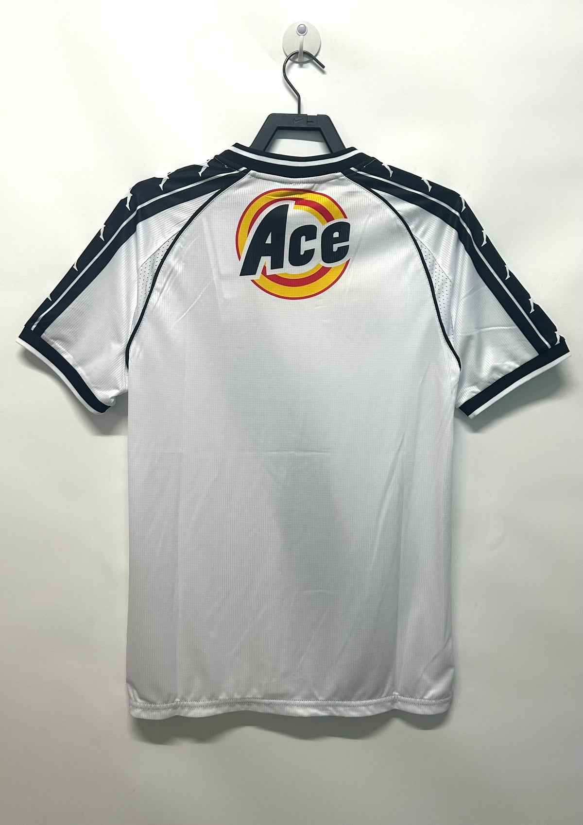Vasco da Gama 2000 Home Retro Jersey - back view