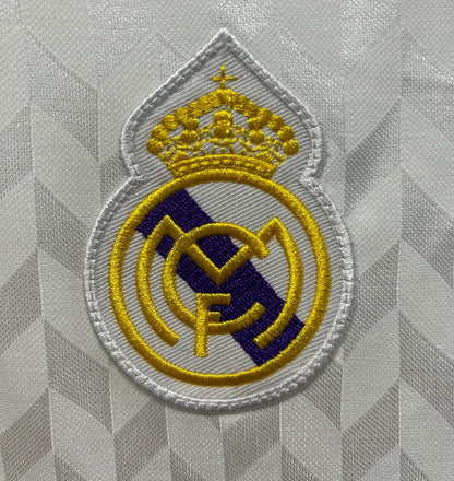 Real Madrid 1986/87 Home Retro Jersey - detail view