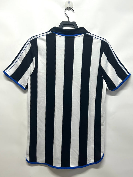 Newcastle United 2000/01 Home Retro Jersey - back view