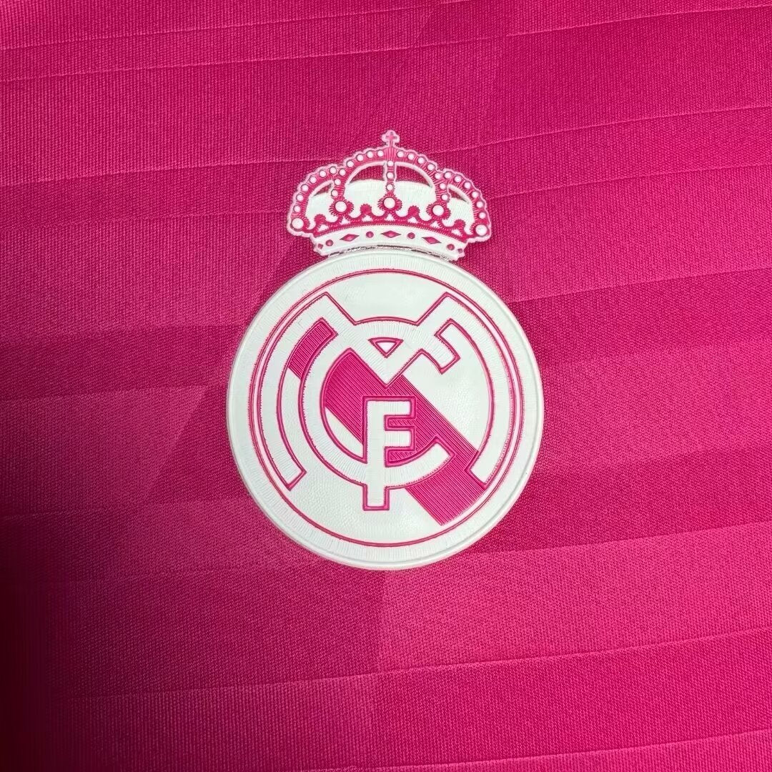 Real Madrid 2014/15 Away Retro Jersey - detail view