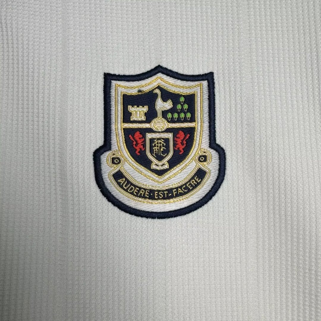 Tottenham Hotspur 1997/99 Home Retro Jersey - detail view