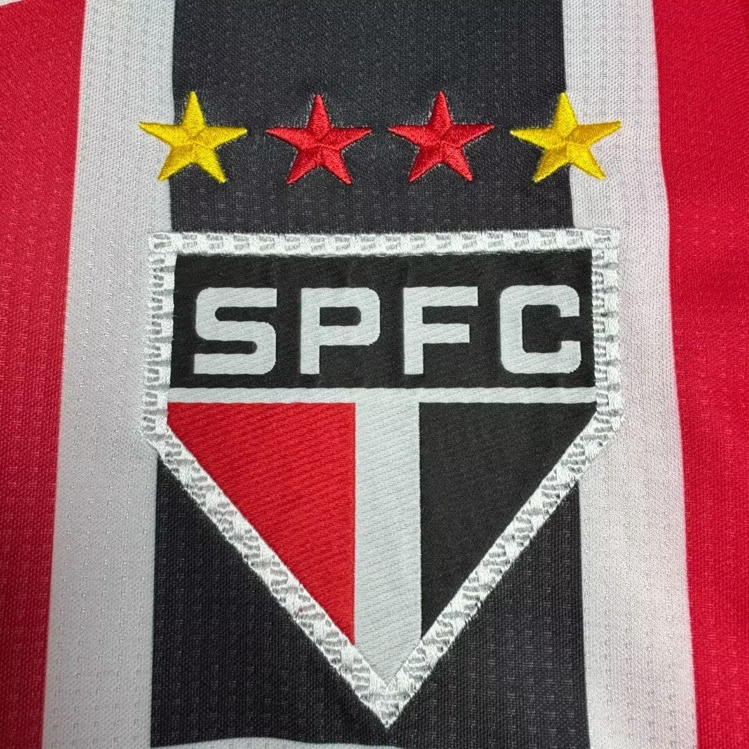 Sao Paulo 2000 Away Retro Jersey - detail view