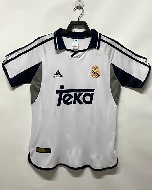 Real Madrid 2000/01 Home Retro Jersey - front view
