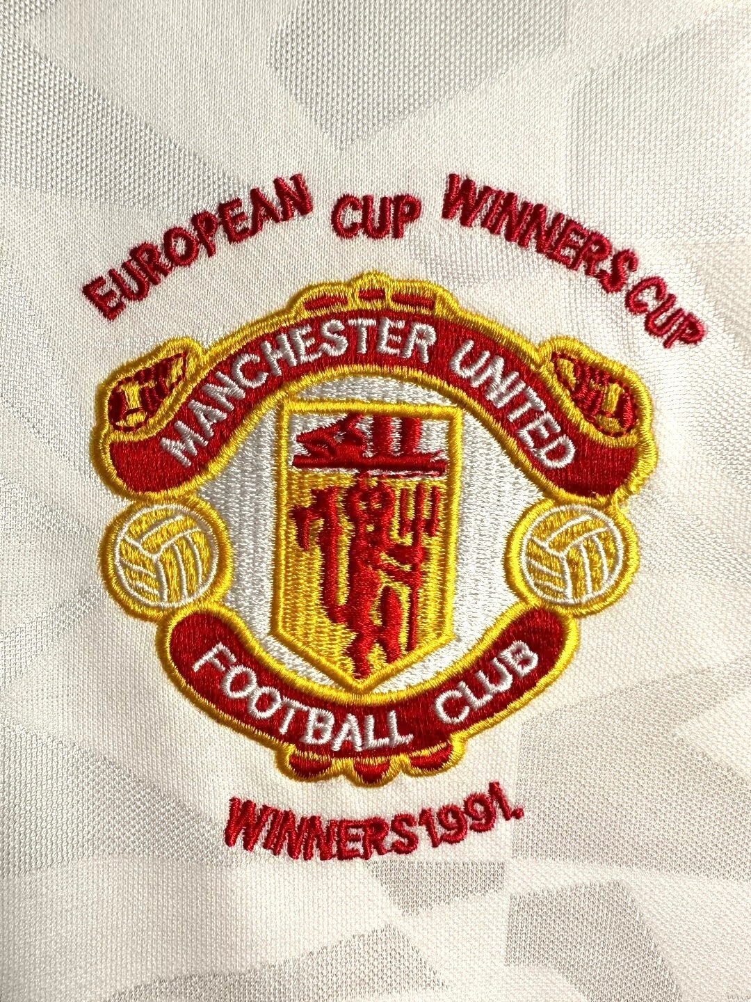 Manchester United 1990/01 Special Edition Retro Jersey - detail view