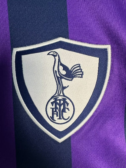 Tottenham Hotspur 1995/97 Away Retro Jersey - detail view