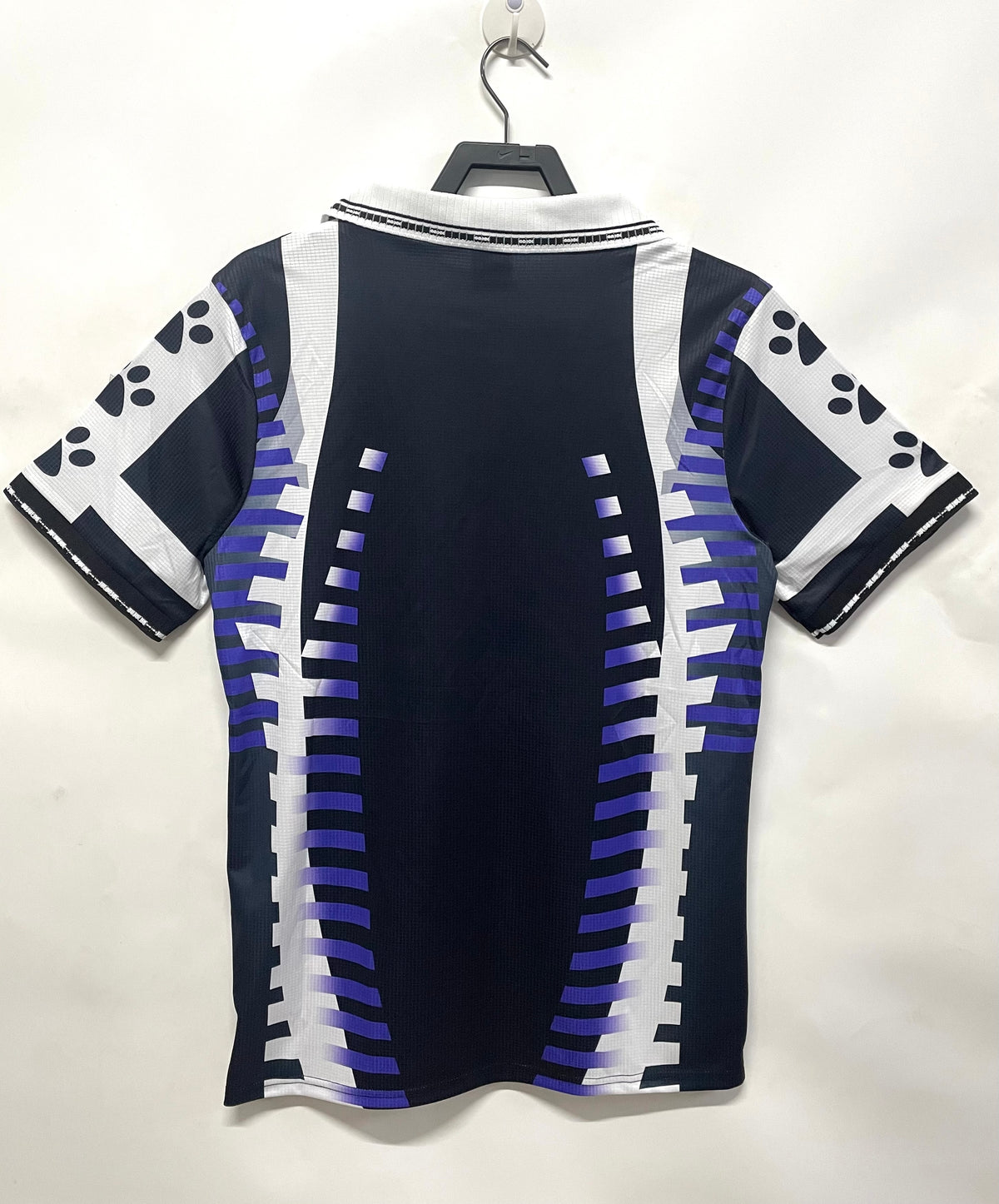 Real Madrid 1997/98 Third Retro Jersey - back view