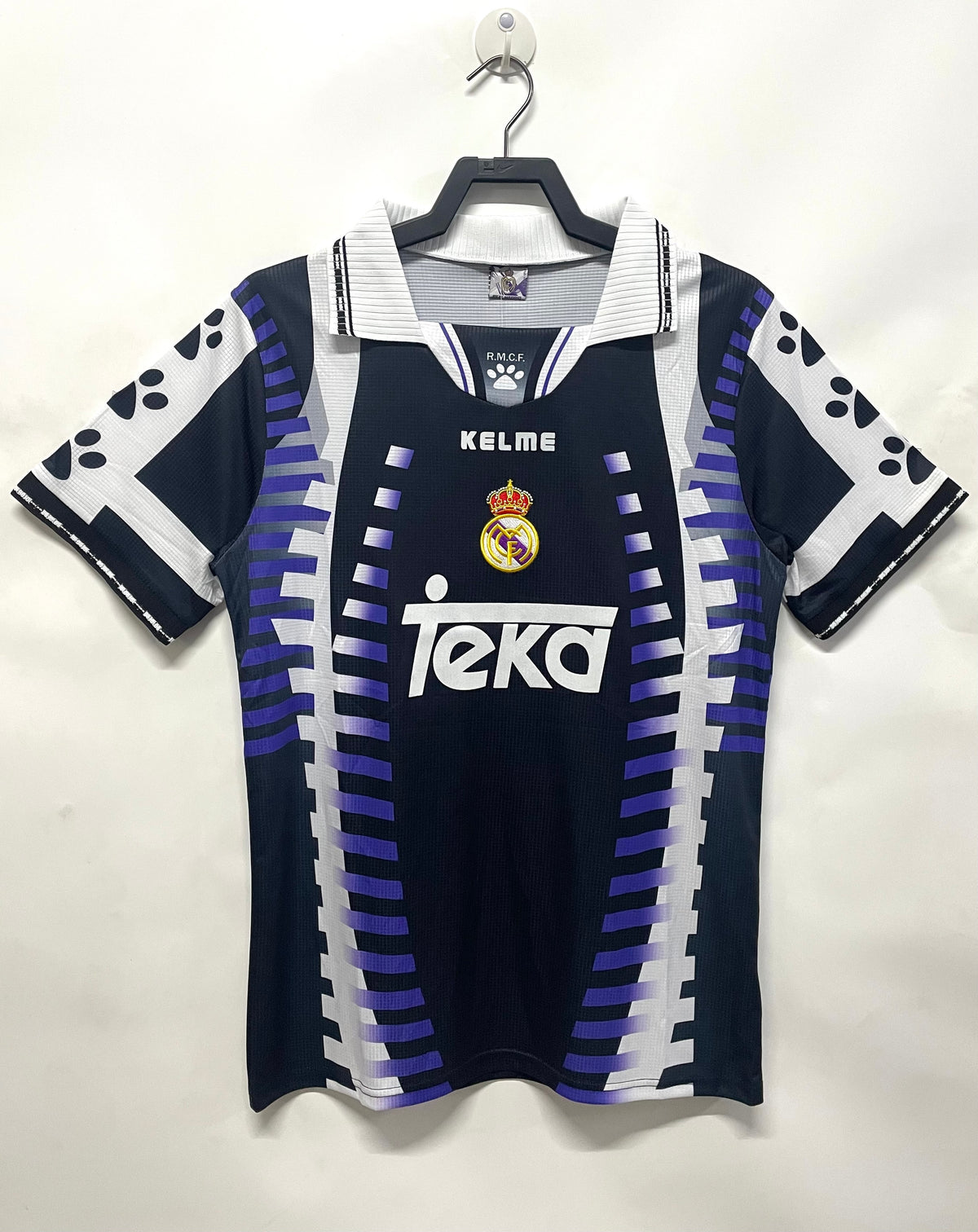 Real Madrid 1997/98 Third Retro Jersey - front view