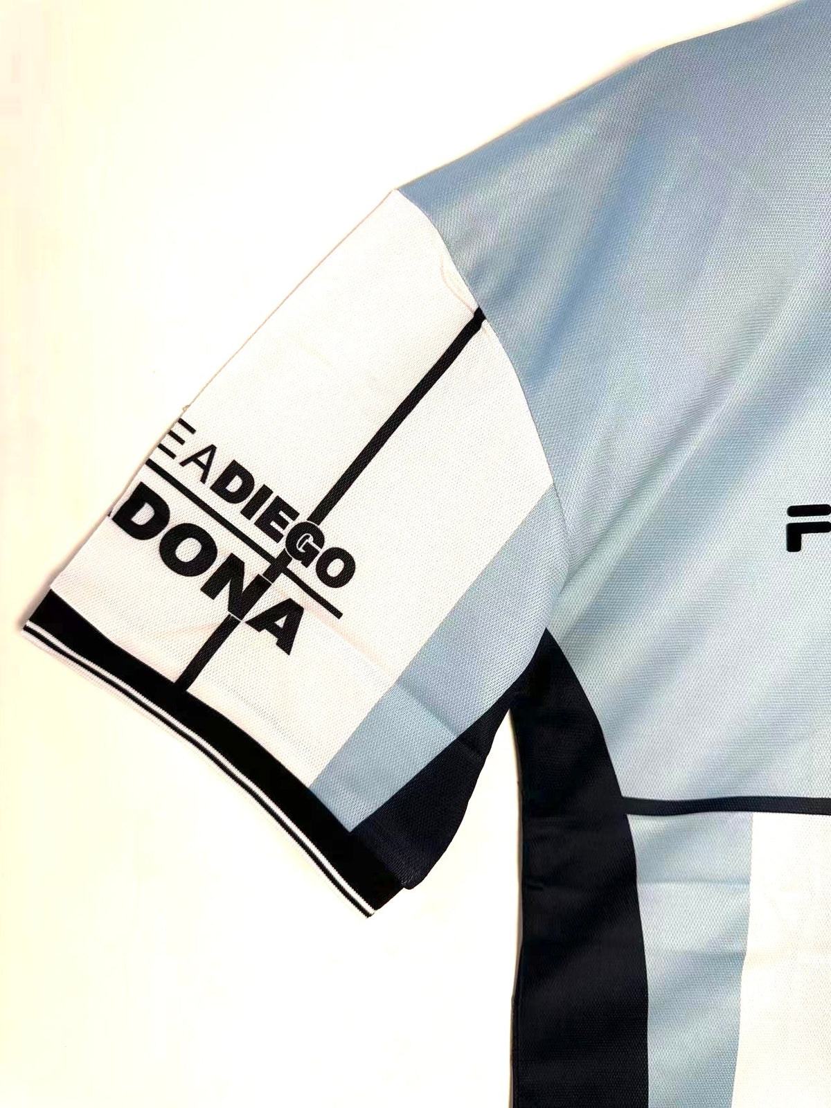 Diego Maradona 2001 Tribute Retro Jersey - back view