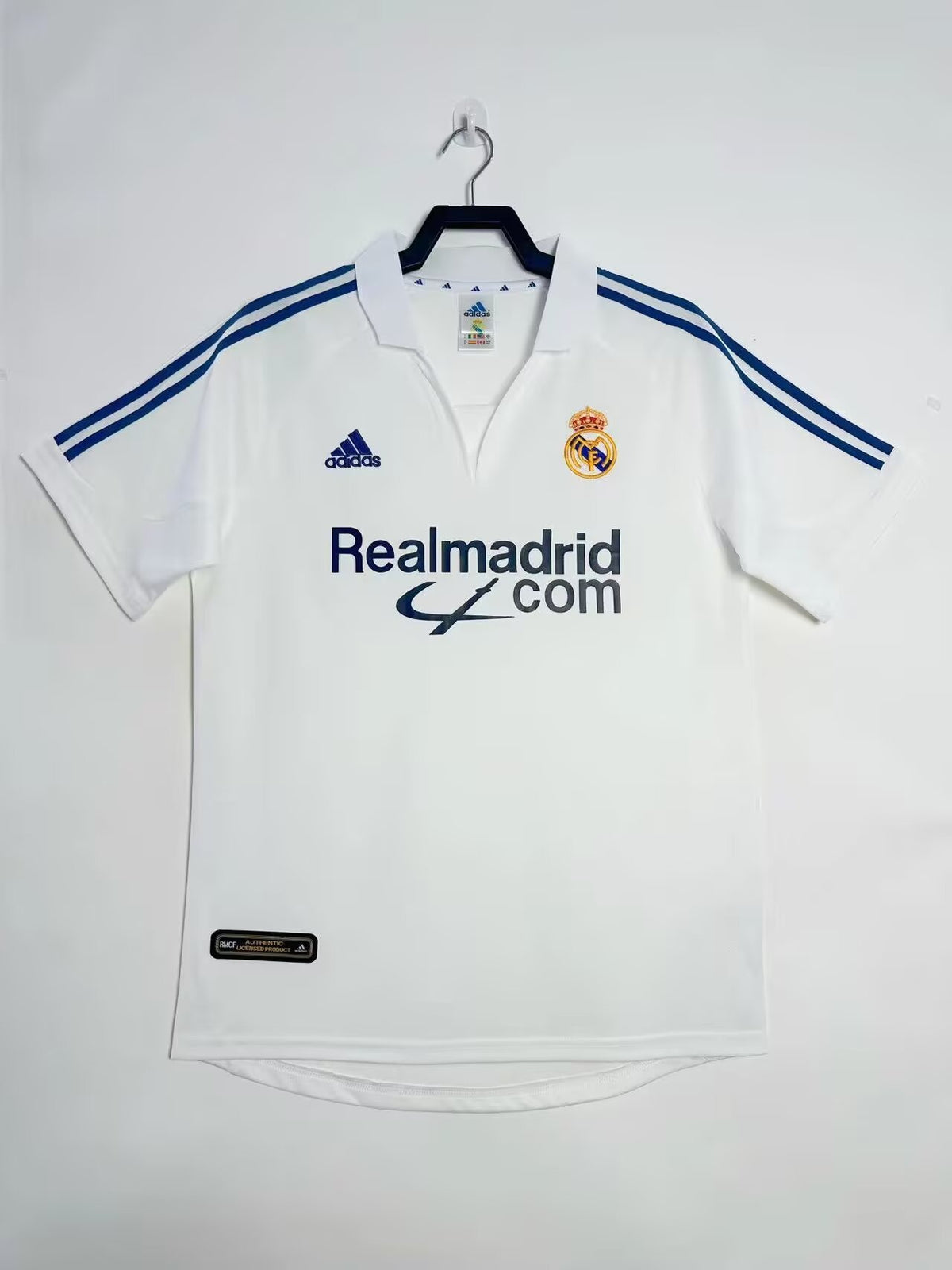 Real Madrid 2001/02 Home Retro Jersey - front view