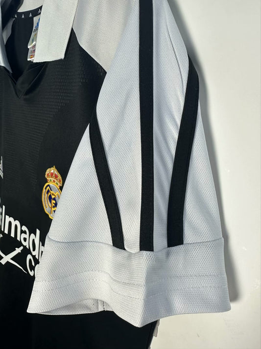 Real Madrid 2001/02 Away Retro Jersey - front view