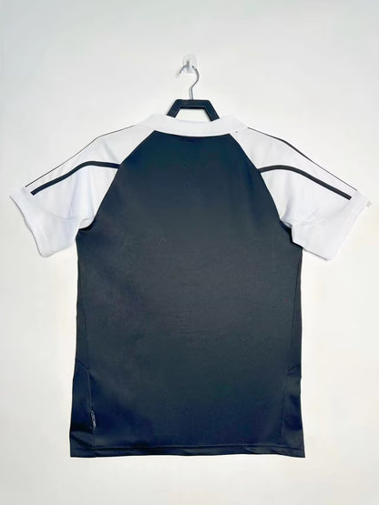 Real Madrid 2001/02 Away Retro Jersey - back view
