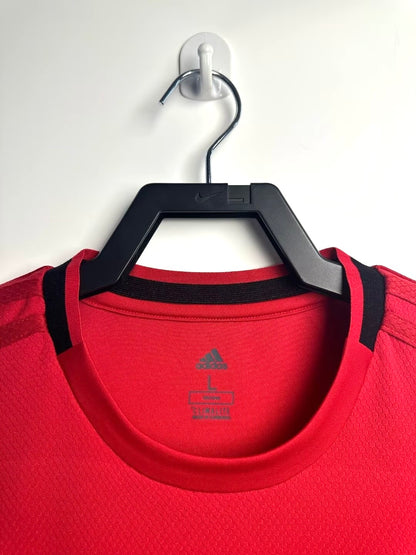 Manchester United 2019/20 Home Long Sleeve Retro Jersey - front view