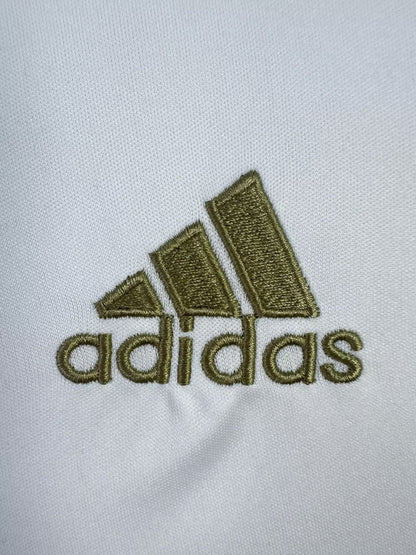 Real Madrid 2011/12 Home Long Sleeve Retro Jersey - detail view