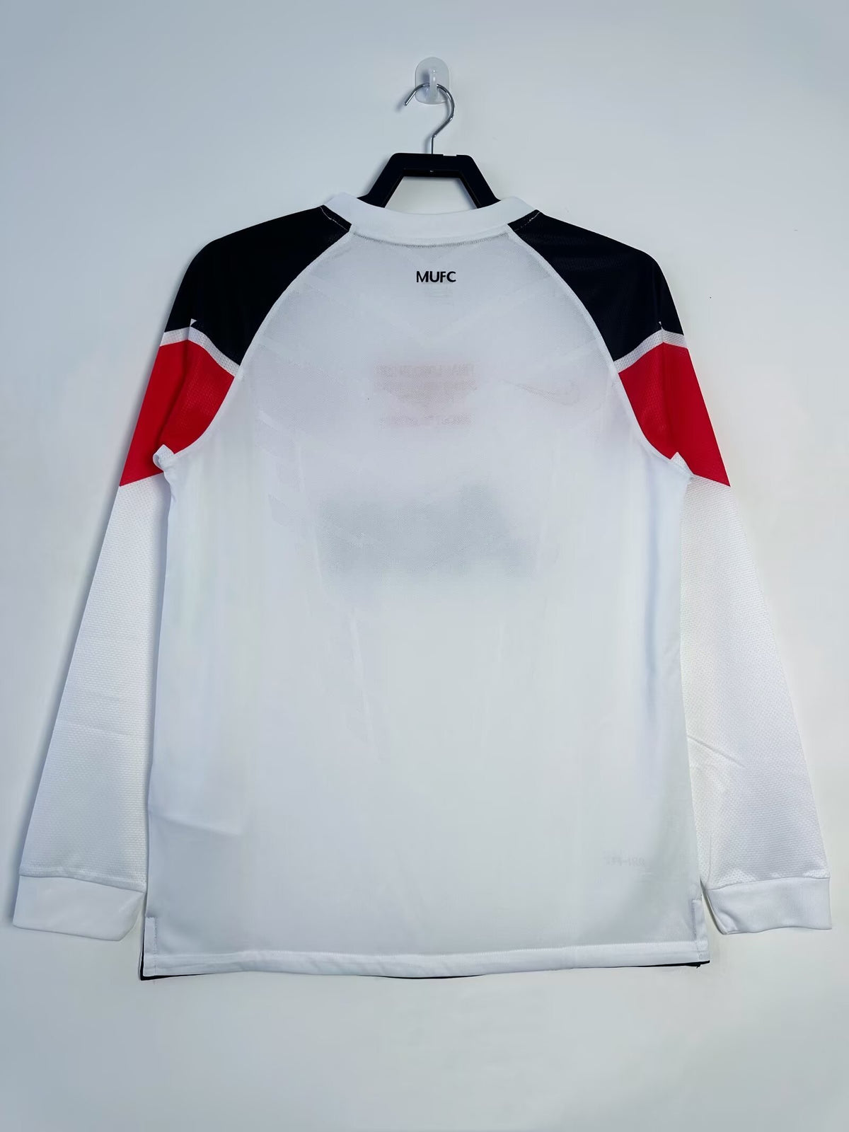 Manchester United 2010/11 Away Long Sleeve Retro Jersey - back view