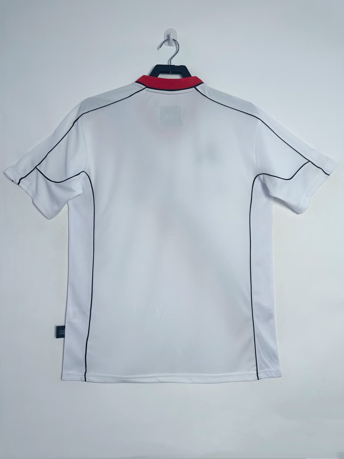 Manchester City 2002/03 Away Retro Jersey - back view